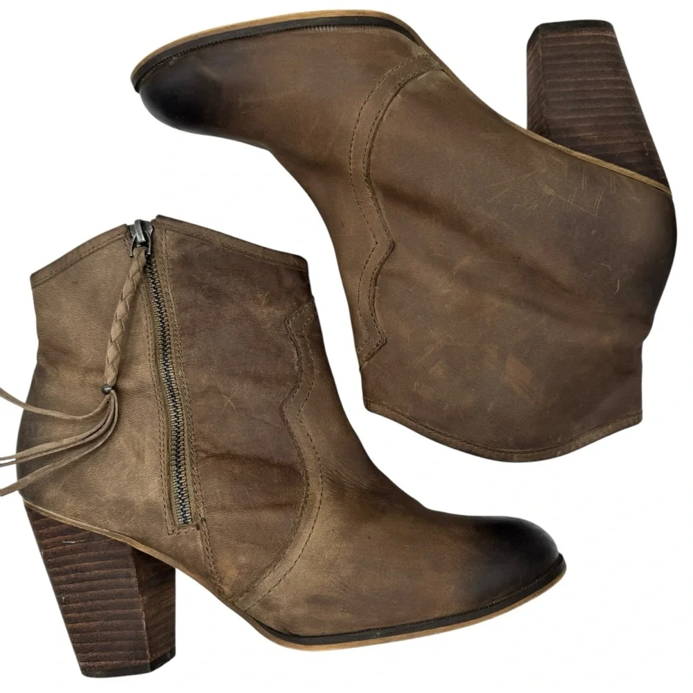 Aldo Dustar Women’s Dark Brown Ankle Booties w/ Stacked Heel -Size 40.5/ US 9.5